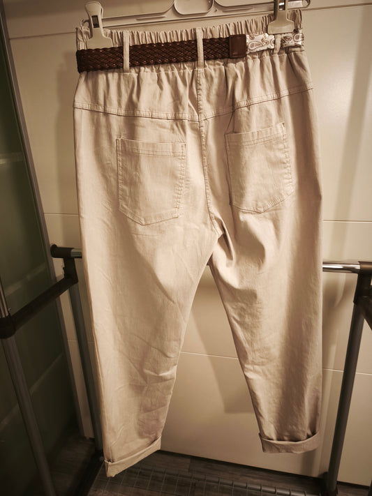 Stretch Hose mit Gürtel bis 44 tragbar