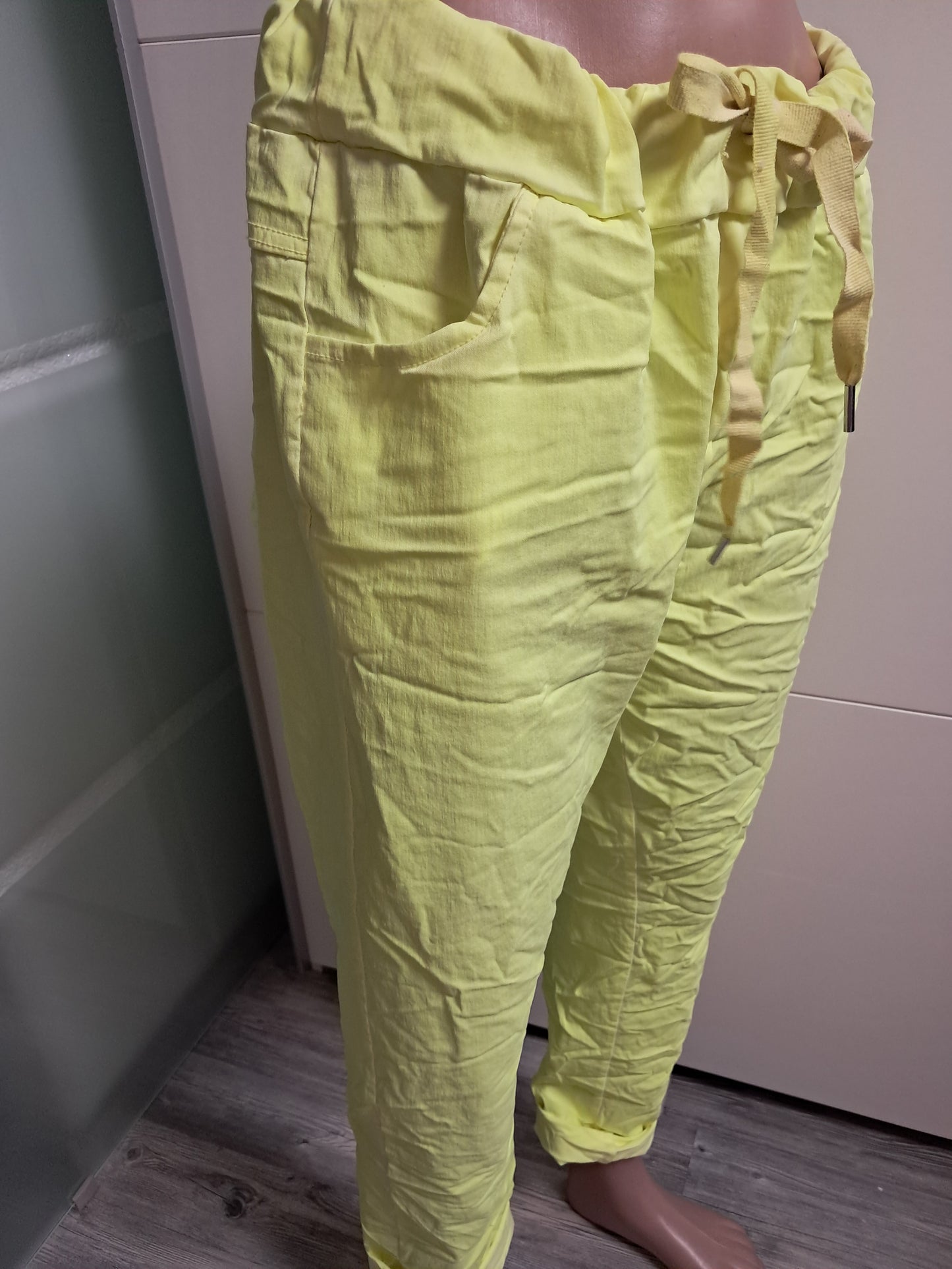 Stretch Hosen mit Rundum Gummizug bis Gr. 44/46 tragbar