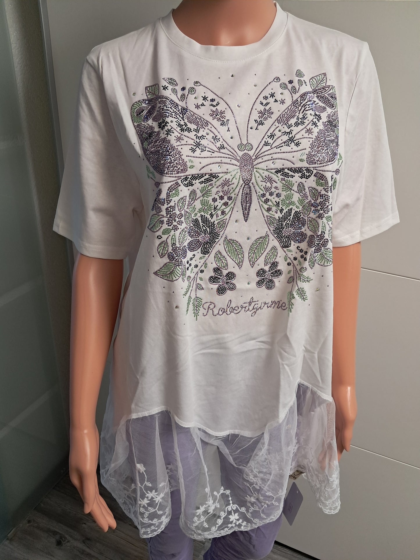 T-Shirt mit Spitzensaum und Strass bis 44 tragbar