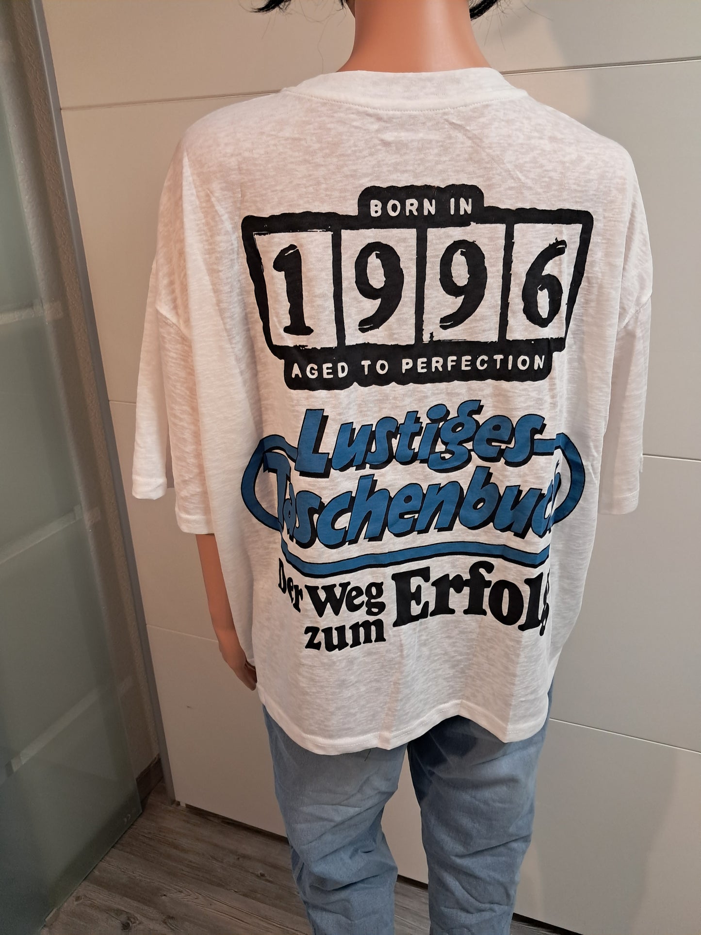 T-Shirt mit Druck und Pailletten bis 44/46 tragbar