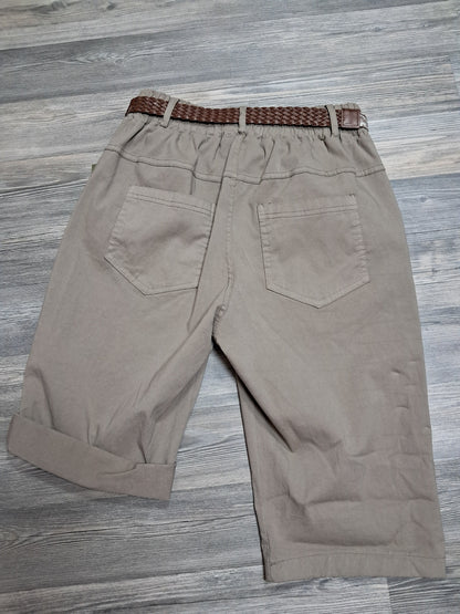 Stretch Bermuda mit Gürtel bis 44/46 tragbar
