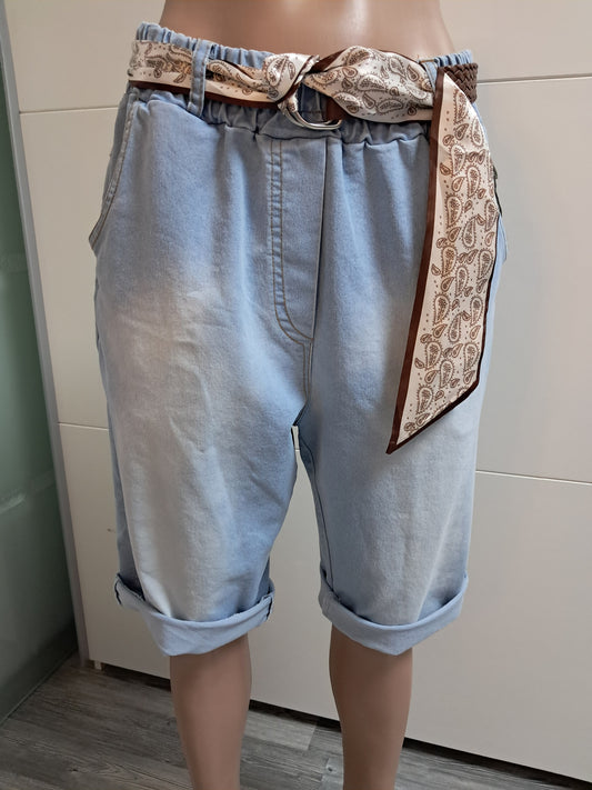 Bermuda Jeans mit Gürtel bis 42 tragbar