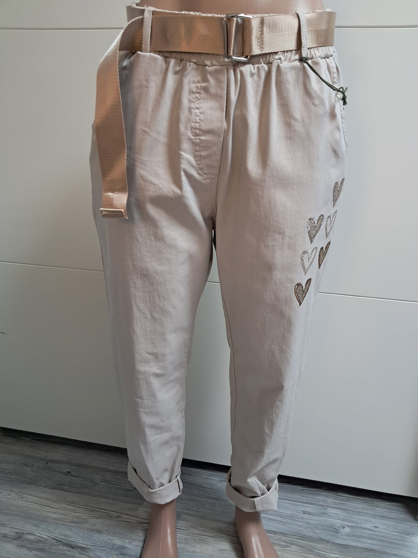 Stretch Hose mit Gürtel und Strass bis 46 tragbar