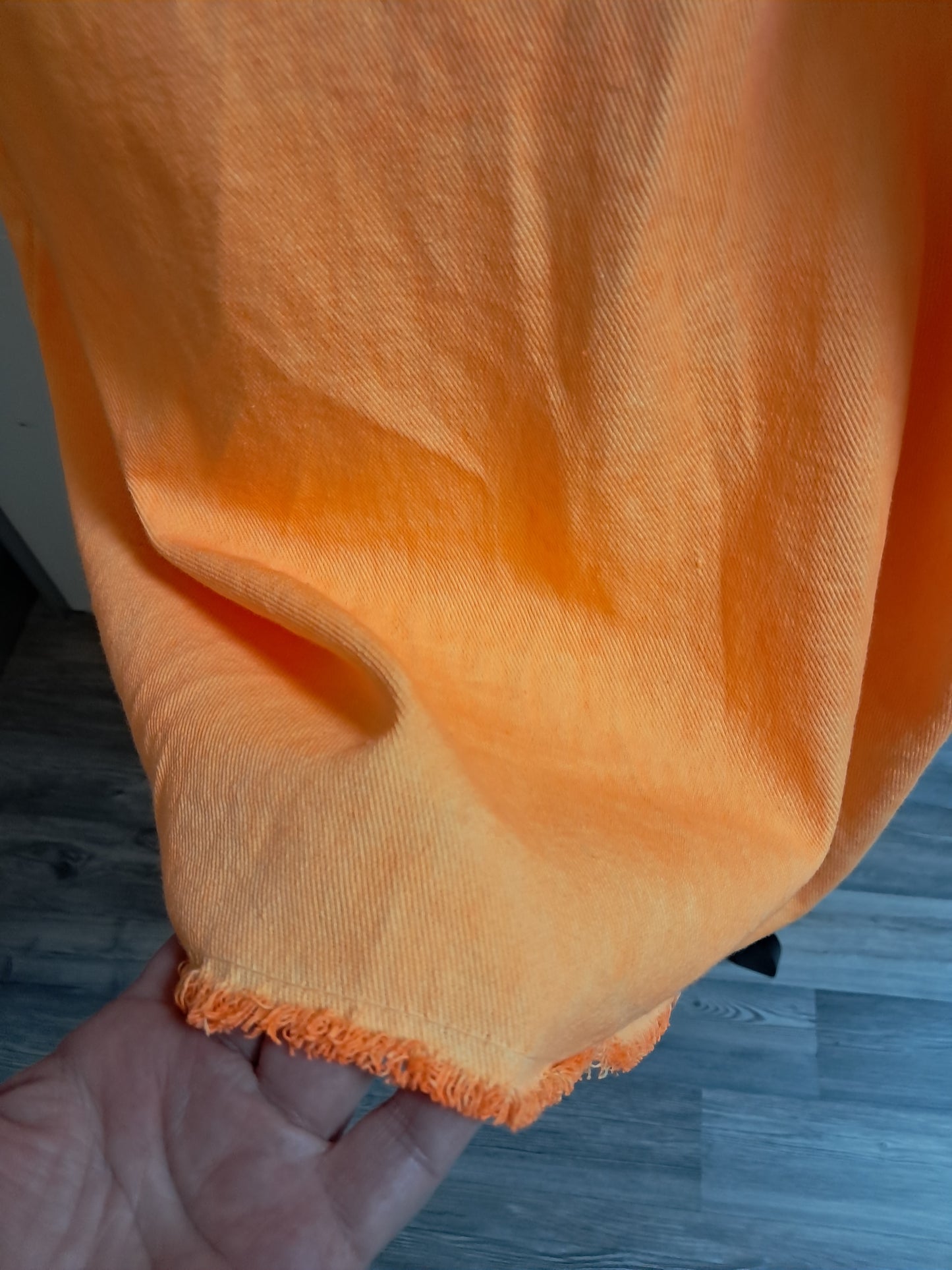 Neon Überwurf Kapuzen Mantel mit Strass bis 48/50 tragbar