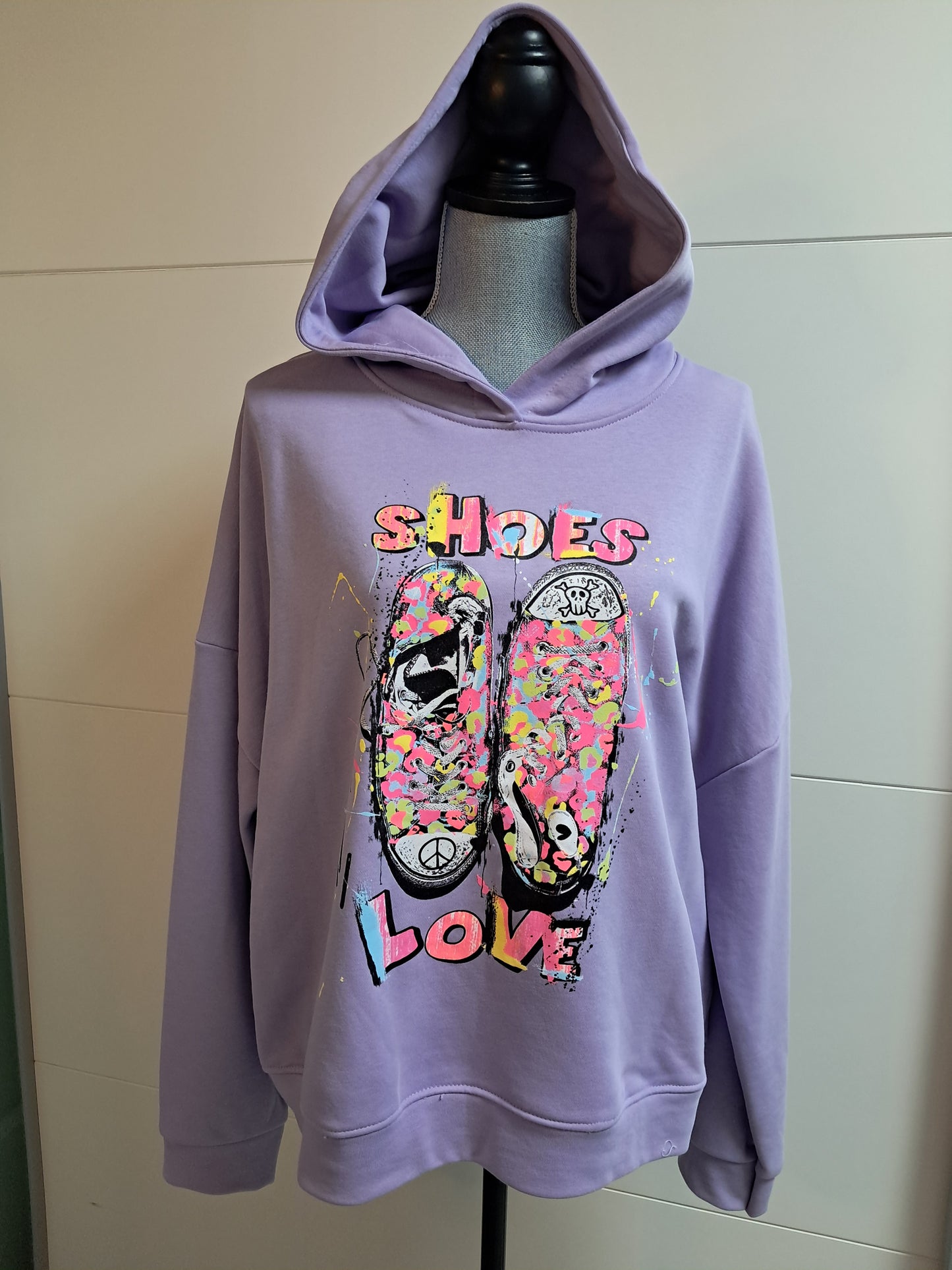 Kapuzen Hoodie Flieder mit Neon Druck bis 46/48 tragbar