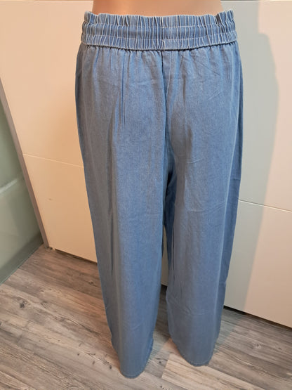 Jeans Hemd und Jeans Hose bis 42 / 44 tragbar