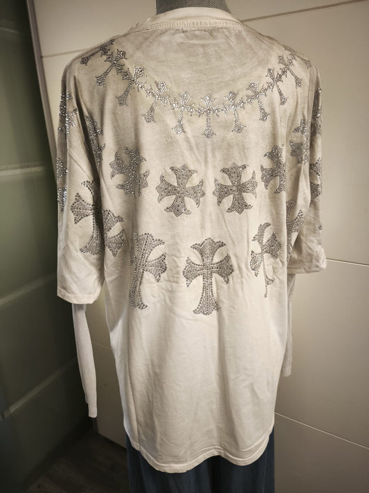 Wunderschönes Shirt mit Strass Motiv bis 44/46 tragbar
