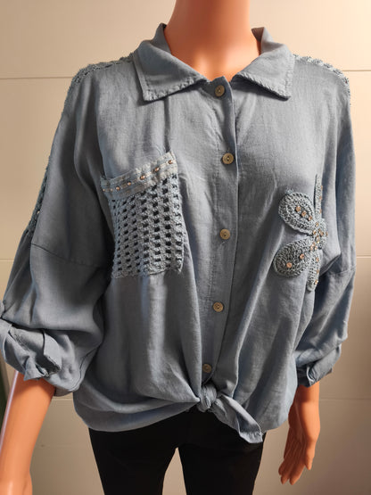 Loch Blusenhemd mit Strass