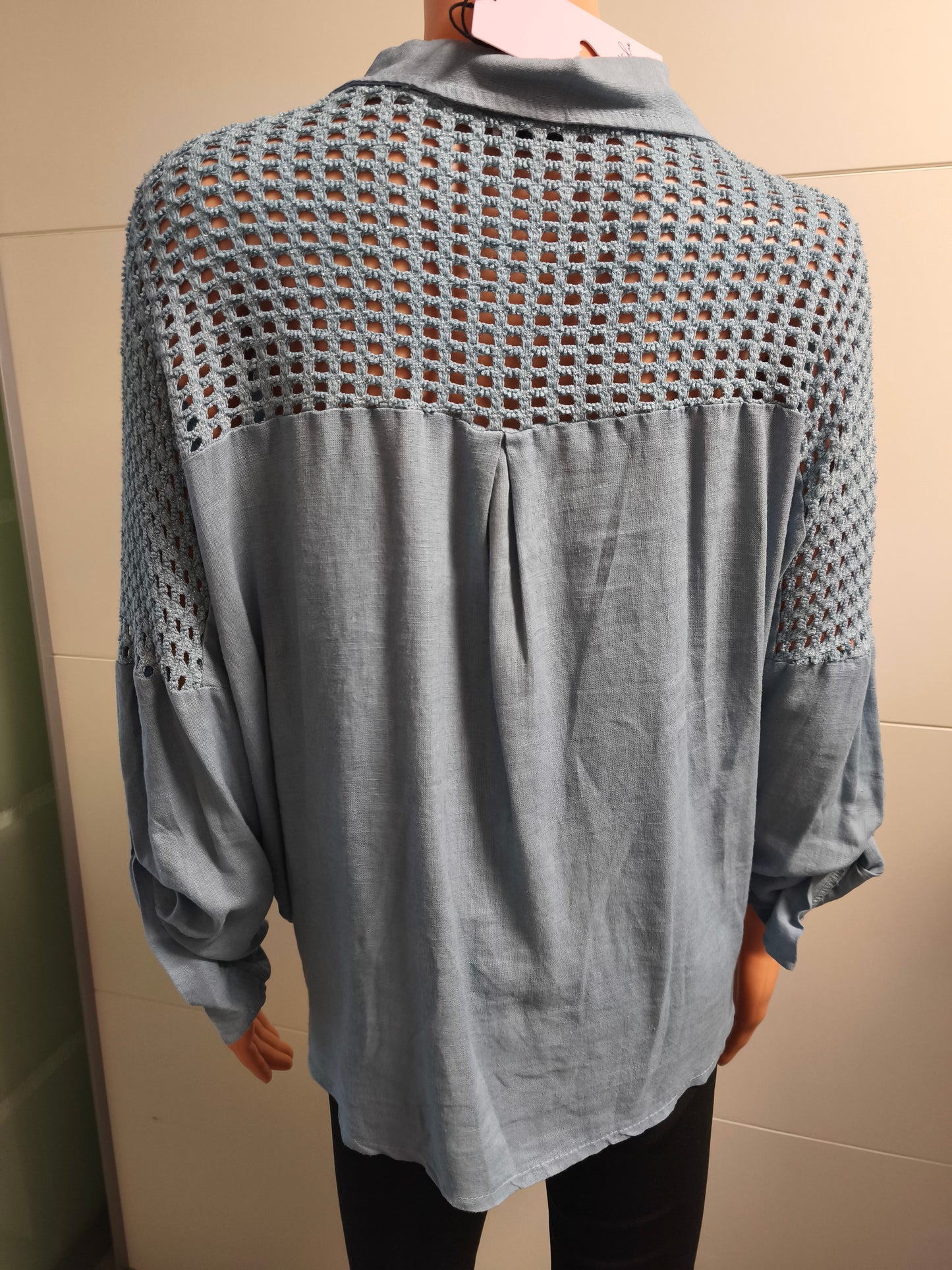 Loch Blusenhemd mit Strass