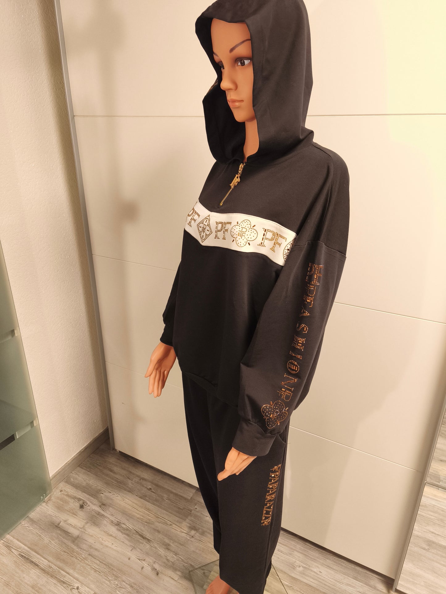 Paparazzi Fashion 2 Teiliger Anzug bis 40 tragbar