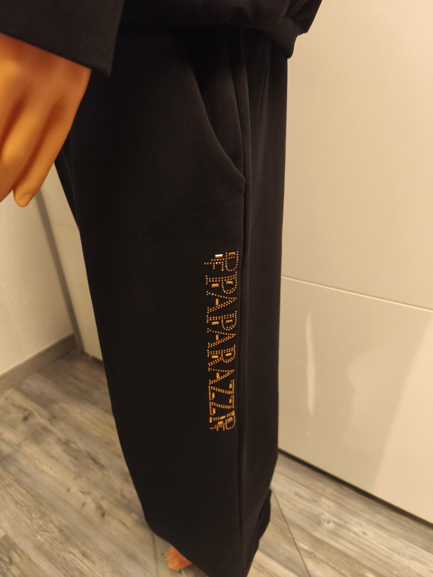 Paparazzi Fashion 2 Teiliger Anzug bis 40 tragbar