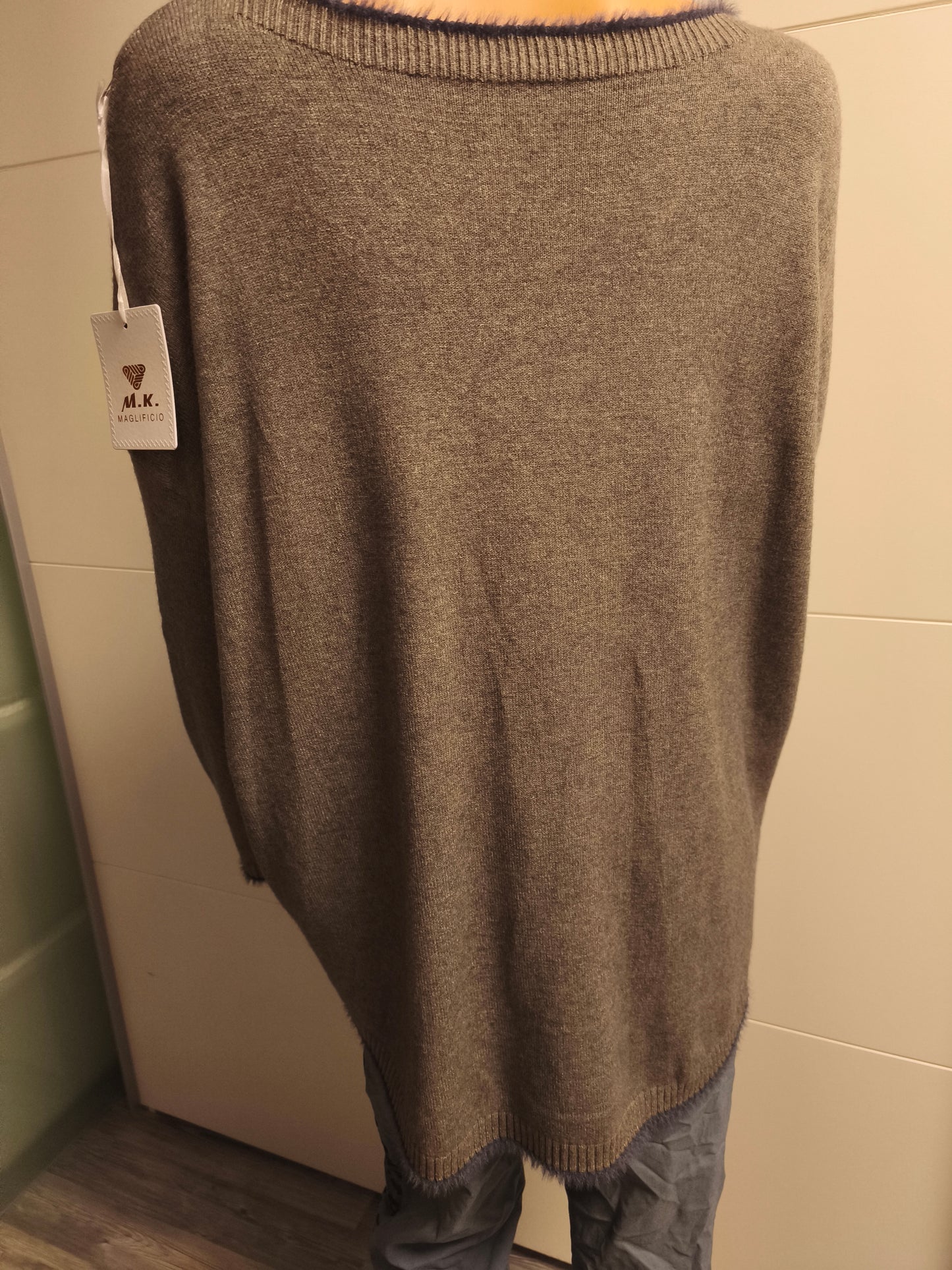 Hochwertiger Strick Pullover bis Gr. 46/48 tragbar