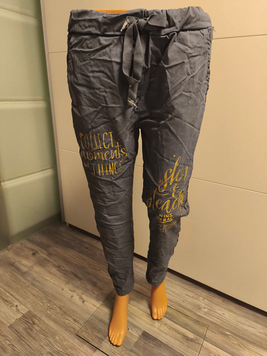 Stretch Hose mit Goldenen Druck und Leo Print 40/42 tragbar