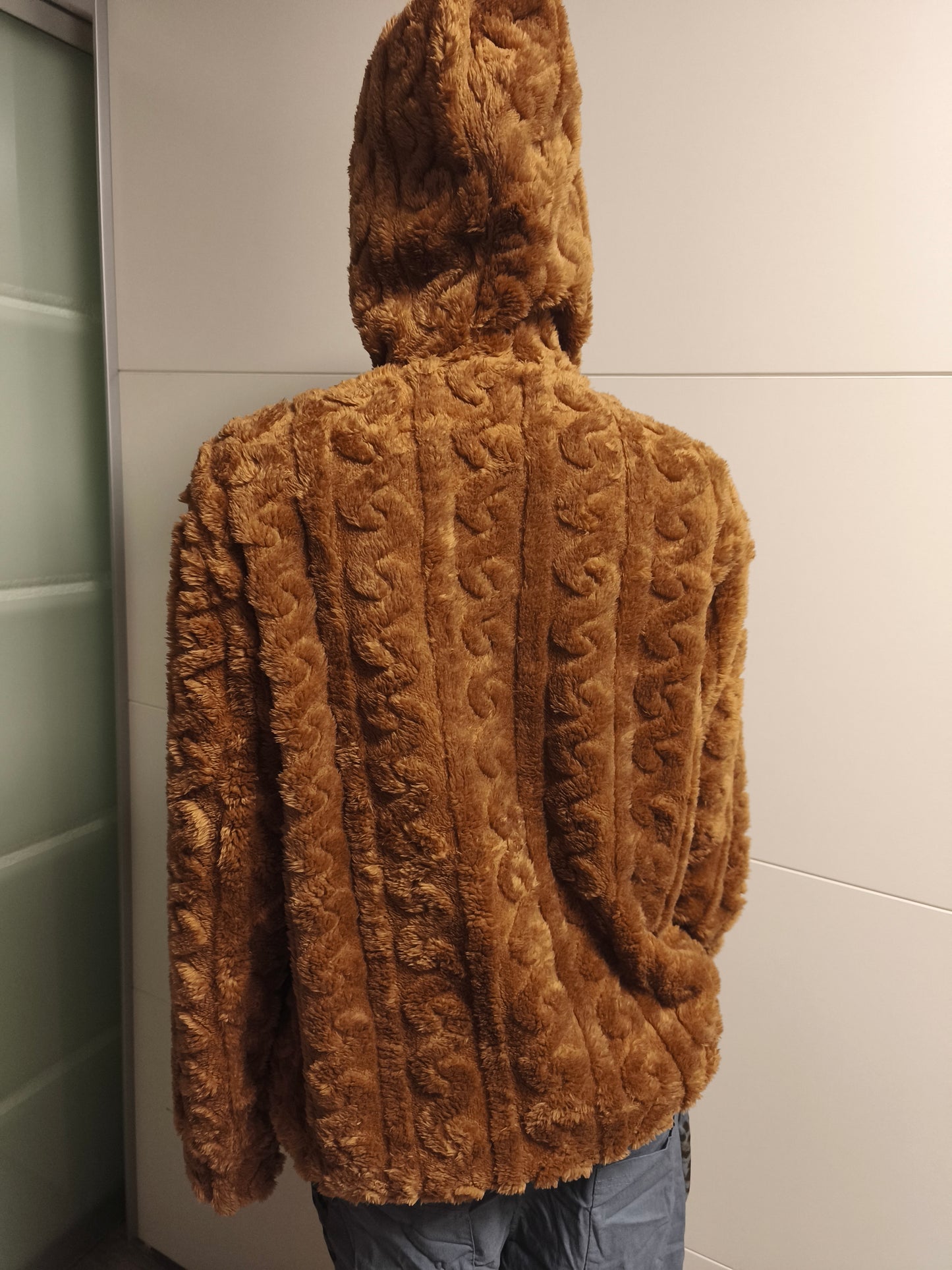 Kuschelweiche Kapuzen Jacke Mila bis Gr. M/L tragbar