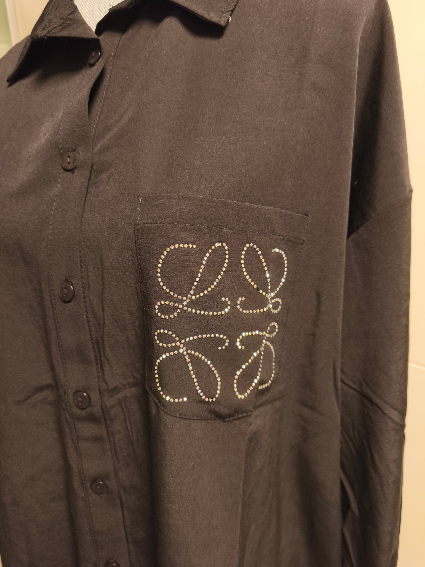 See More Oversize Hemd mit Strass