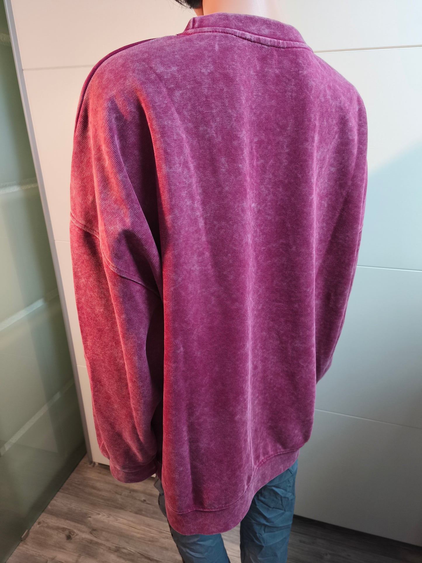 Sweatshirt mit Druck und Strasssteinen bis 48 tragbar