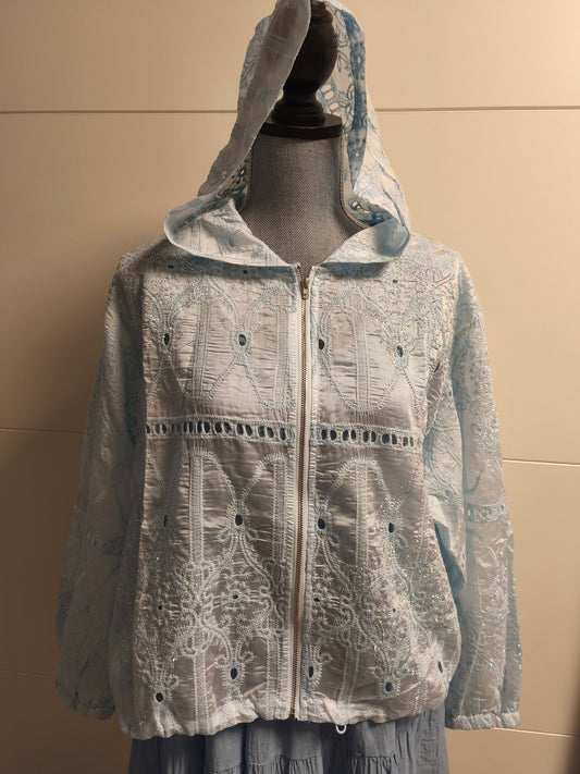 Zauberhaft schöne Jacke mit Kapuze bis 44 tragbar