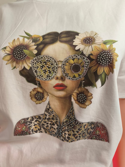 T-Shirt Frau mit Strass bis Größe 40 tragbar