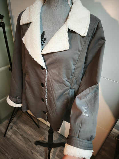 Gefütterter Blazer mit Strass 36 - 44 tragbar
