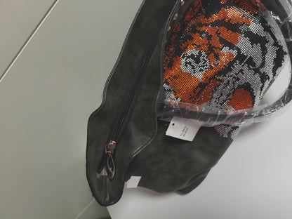 Shopper mit Tiger Strasssteinen